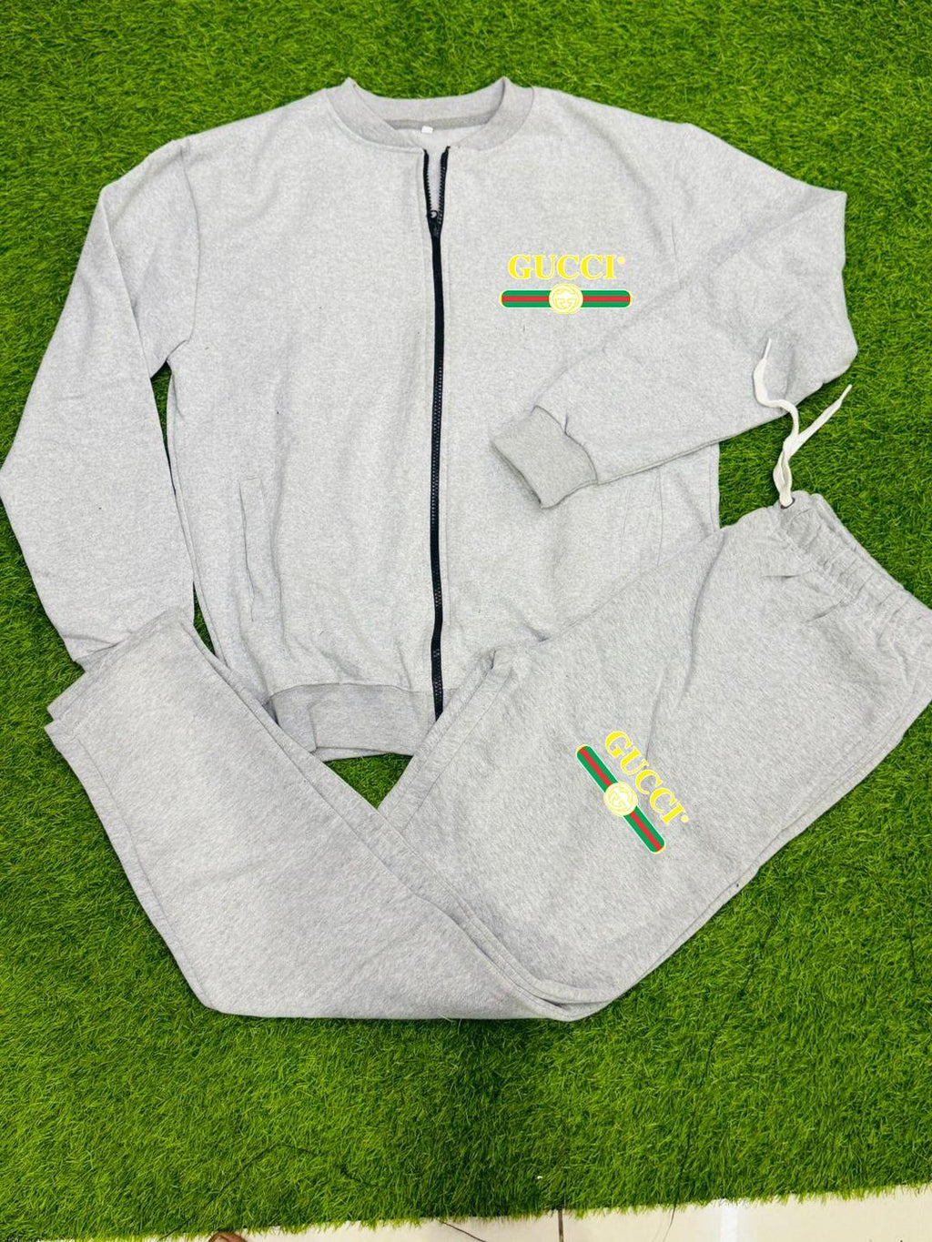 Men's Printed Fleece Zipper Track Suit - 2 Pc in Grey